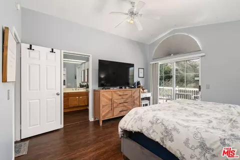 29010 Shadow Valley Ln, Santa Clarita, CA 91390 photo 25