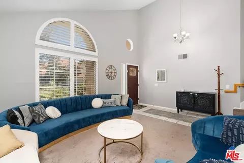 29010 Shadow Valley Ln, Santa Clarita, CA 91390 photo 9