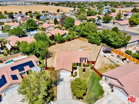 View/Area - 3317 Kega Ct, Lancaster, CA 93535 photo 1 of 8