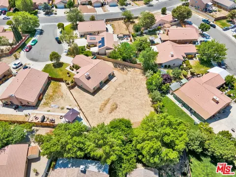 View/Area - 3317 Kega Ct, Lancaster, CA 93535 photo 7 of 8