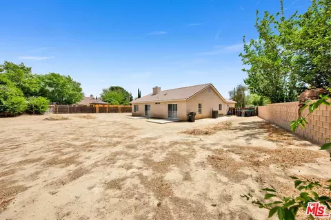 Exterior - 3317 Kega Ct, Lancaster, CA 93535 photo 10 of 12