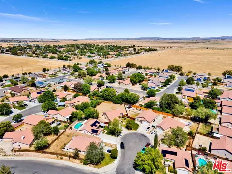 View/Area - 3317 Kega Ct, Lancaster, CA 93535 photo 3 of 8