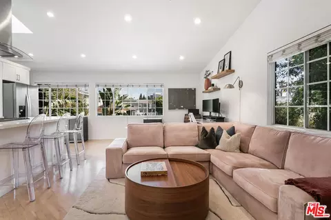 1144 Stanford St #5, Santa Monica, CA 90403
