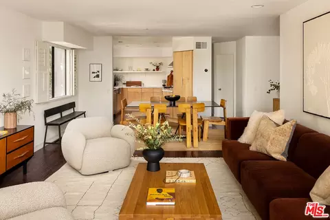 834 Westmount Dr #A, West Hollywood, CA 90069