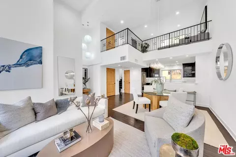 108 S Wetherly Dr #2, Los Angeles, CA 90048