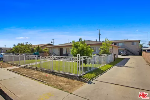 4724 E 58th St, Maywood, CA 90270