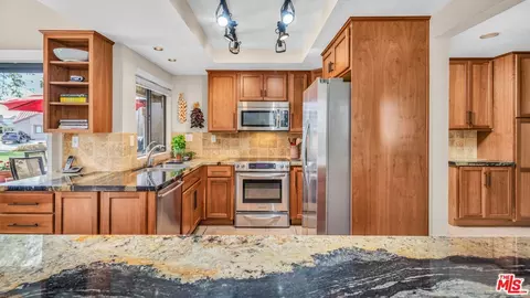41494 Preston Trl, Palm Desert, CA 92211