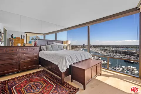 4267 Marina City Dr #810, Marina Del Rey, CA 90292