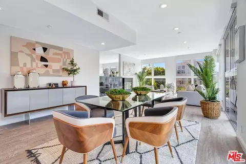 1932 Selby Ave #301, Los Angeles, CA 90025