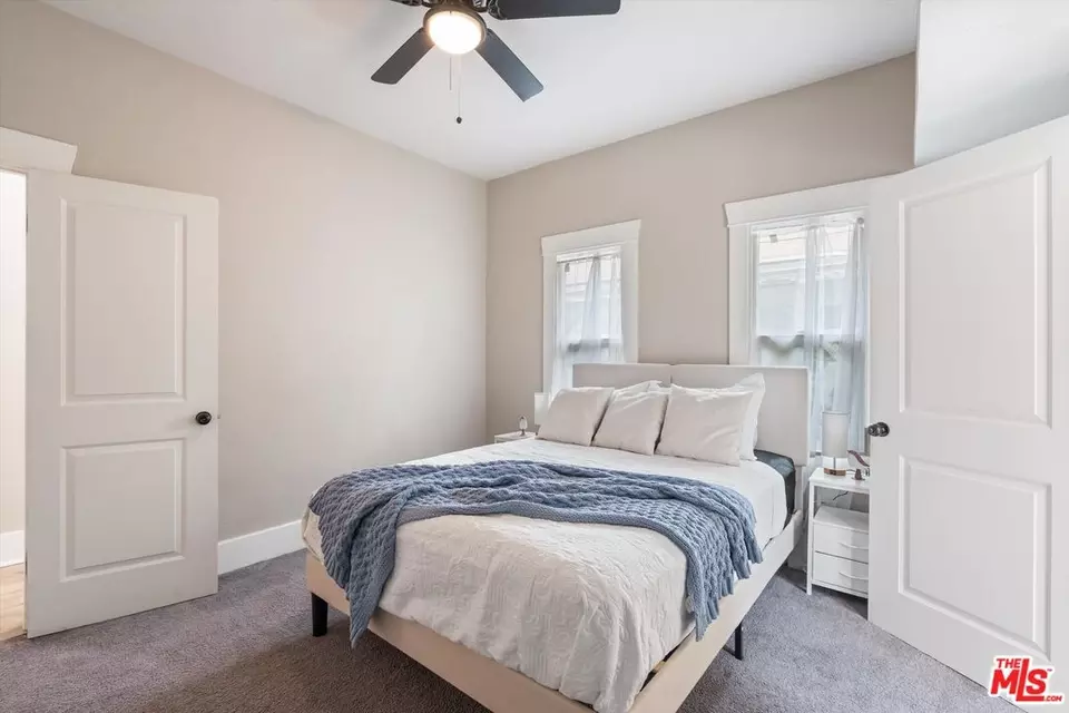 Bedroom - 853 W 50th St, Los Angeles, CA 90037 photo 2 of 4