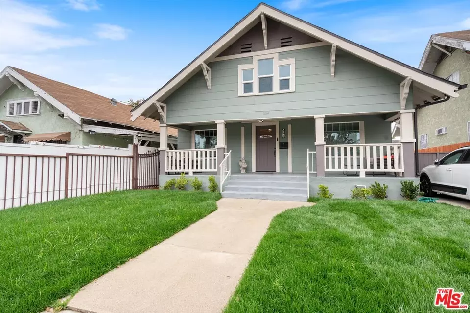 Other - 853 W 50th St, Los Angeles, CA 90037 photo 1 of 8