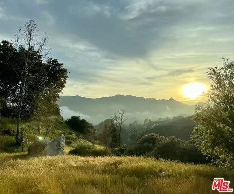 935 Cold Cyn, Calabasas, CA 91302