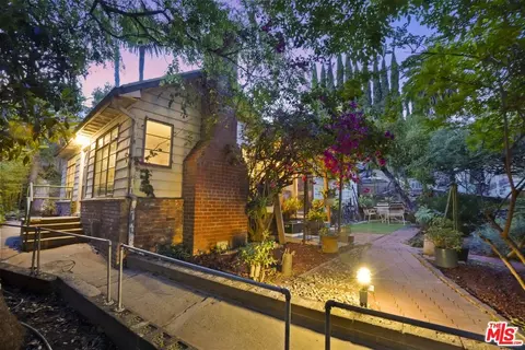 817 Robinson St, Los Angeles, CA 90026