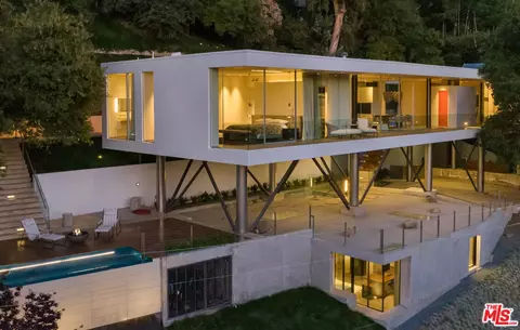 9727 Oak Pass Rd, Beverly Hills, CA 90210 photo 1