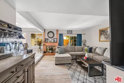 8800 Kester Ave #108, Panorama City, CA 91402