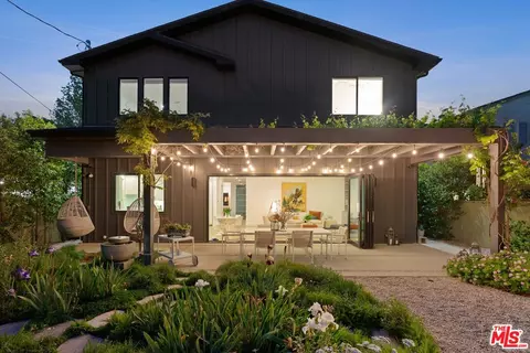 12555 Preston Way, Los Angeles, CA 90066