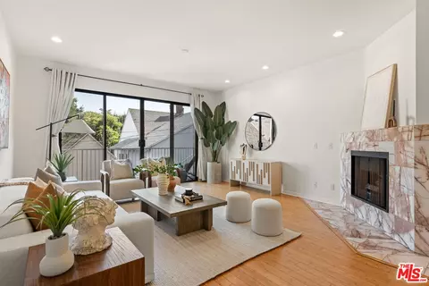 1059 S Shenandoah St #108, Los Angeles, CA 90035