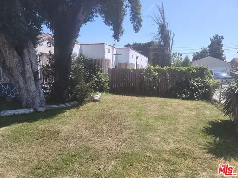 614 W Poplar St, Compton, CA 90220 photo 3