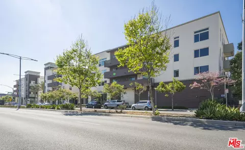 552 E Carson St #408, Carson, CA 90745 photo 17