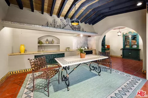 Dining - 114 Los Altos Dr, Pasadena, CA 91105 photo 3 of 4