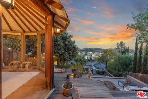 6209 Vidette St, Los Angeles, CA 90042
