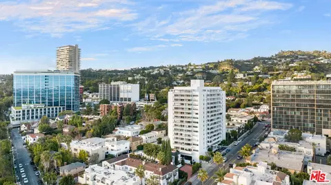 999 N Doheny Dr #210, West Hollywood, CA 90069