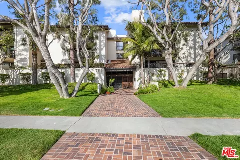 8512 Tuscany Ave #424, Playa Del Rey, CA 90293