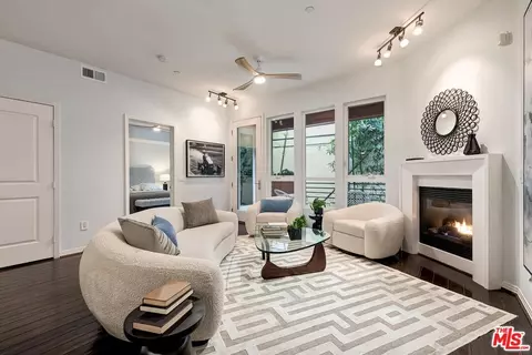 4050 Glencoe Ave #211, Marina Del Rey, CA 90292