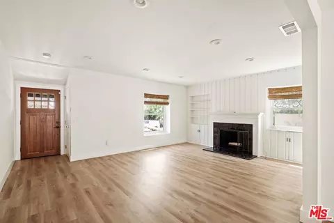 Living - 2375 Catherine Rd, Altadena, CA 91001 photo 1 of 4