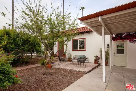 3899 2nd Ave, Los Angeles, CA 90008