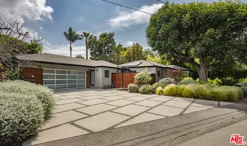 11160 Valley Spring Pl, Studio City, CA 91602 photo 44