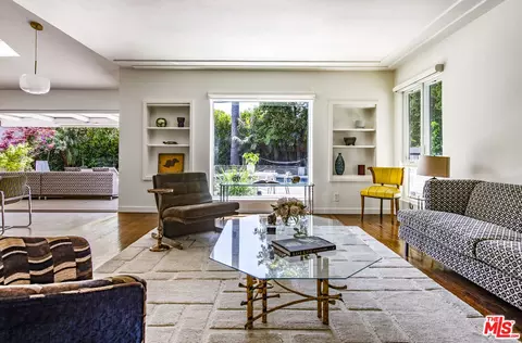 11160 Valley Spring Pl, Studio City, CA 91602 photo 4