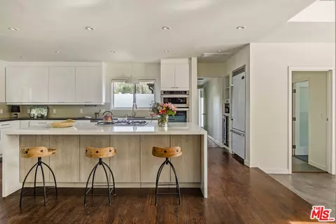 11160 Valley Spring Pl, Studio City, CA 91602 photo 15
