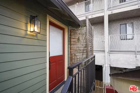 337 Cherry Ave, Long Beach, CA 90802 photo 34