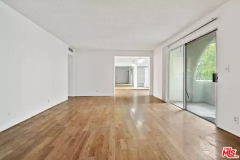 1146 E Lexington Dr #17-202, Glendale, CA 91206 photo 5
