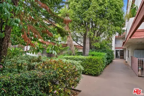 1146 E Lexington Dr #17-202, Glendale, CA 91206 photo 27