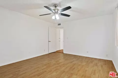 1146 E Lexington Dr #17-202, Glendale, CA 91206 photo 14
