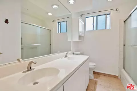 1146 E Lexington Dr #17-202, Glendale, CA 91206 photo 21