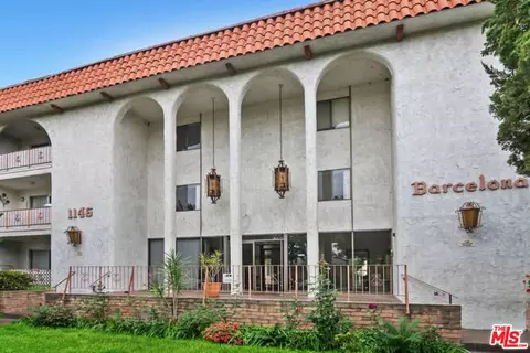 1146 E Lexington Dr #17-202, Glendale, CA 91206