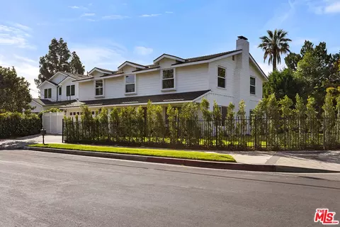 16150 Morrison St, Encino, CA 91436