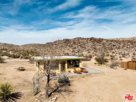 60229 Scotts Glen Rd, Joshua Tree, CA 92252 photo 2