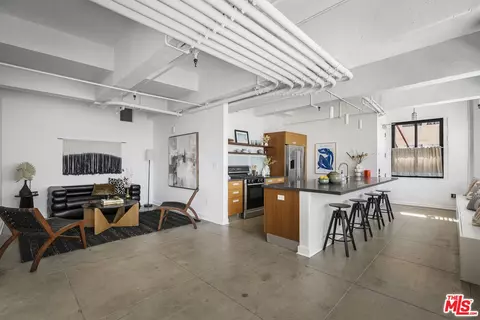 746 S Los Angeles St #706, Los Angeles, CA 90014