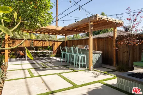 335 Ruberta Ave, Glendale, CA 91201 photo 24