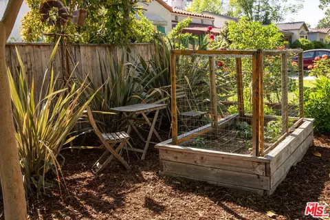 335 Ruberta Ave, Glendale, CA 91201 photo 28