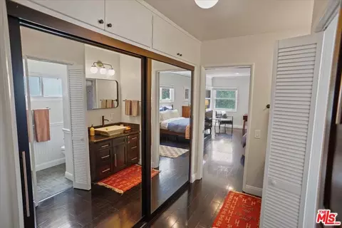2400 Sylvan Ln, Glendale, CA 91208 photo 11