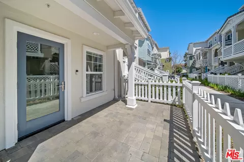 3763 Islander Walk, Oxnard, CA 93035 photo 4