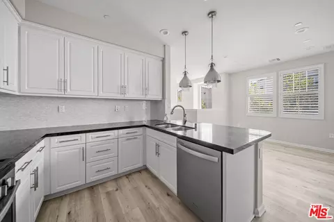 3763 Islander Walk, Oxnard, CA 93035 photo 12