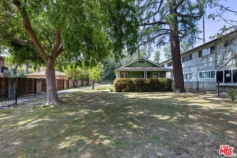 1531 Mentone Ave, Pasadena, CA 91103 photo 3
