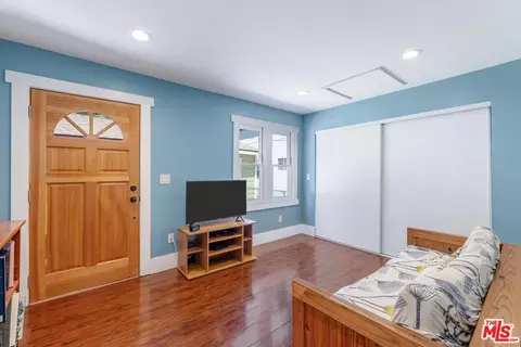 1531 Mentone Ave, Pasadena, CA 91103 photo 30
