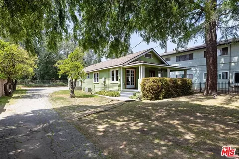 1531 Mentone Ave, Pasadena, CA 91103 photo 4